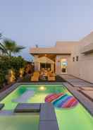 ห้องพัก Classic Modern La Quinta Home Mins to Coachella w Pool By Avantstay