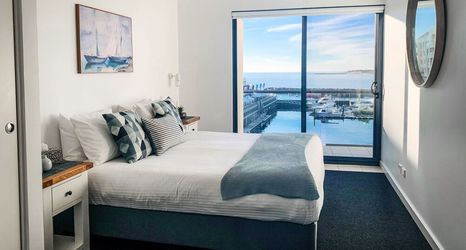 Khác 2 Watercolours on Marina