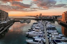 Khác Watercolours on Marina