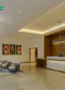 Lobi Clarion Hotel Jeddah Airport