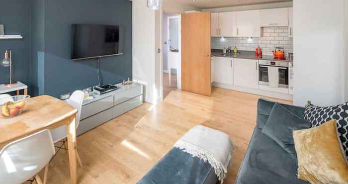 Others Chic 1 Bedroom Apartment With View of Shard