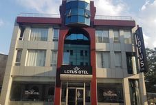 Khác Lotus Otel