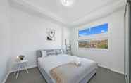 Lainnya 7 Wentworthville 2 Bedrooms Apartment with Free Parking by KozyGuru