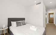 อื่นๆ 6 South Brisbane 2 Bedrooms Apartment with Free Parking by KozyGuru