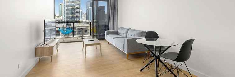 Others South Brisbane 2 Bedrooms Apartment with Free Parking by KozyGuru