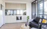 Others 5 Docklands high level 1 Bedroom Apartment with pool by KozyGuru