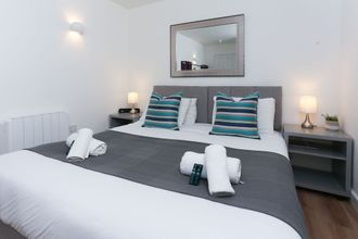 Others 4 Strawberry Line, Flat 2