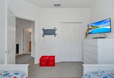 Others 5 Calabay Park 416