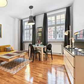 Primary image 1 Old Town View Apartments by Renters อพาร์ทเมนท์วิวเมืองเก่า โดย เร็นเทอร์ส, โรงแรม & ที่พัก มหาวิทยาลัยรอตสวัฟ