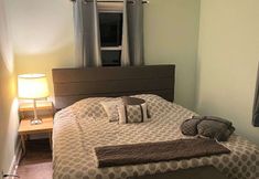 Others 7 Country Comfy Right in Town