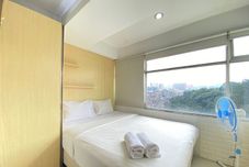 Khác Comfortable 2Br Apartment Ac In Living Room At The Jarrdin Cihampelas