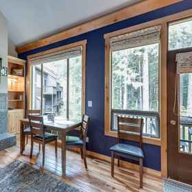 Primary image123sw - 豪華 - Wi-fi - 壁爐 - 4人住宿 兩臥室房屋 by Redawning,霍特科姆县飯店