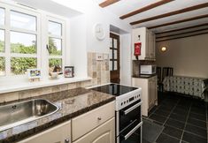 Lainnya 6 1 Old Thatch