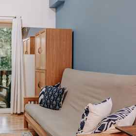 Primary image118sll - Newly Remodeled - Sleeps 4 - Fireplace - W/d 1 Bedroom Condo by Redawning,霍特科姆县飯店