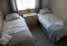 Others 2 Inviting 2-bed House in Isle of Lewis