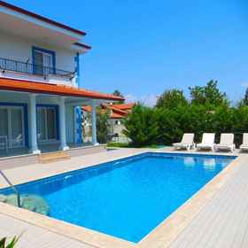 Primary image1山景別墅可容納10人-泳池-燒烤-空調-停車場,Karya Villa飯店