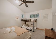 其他 3 52gs - Hot Tub - Wifi - Pets Ok - Wood Stove - Sleeps 6 2 Bedroom Home by RedAwning