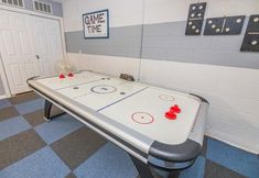 Others 2 Comfortable Tuscan Ridge Vacation Home 4 Bedroom Home by Redawning