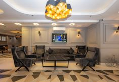 Others 5 Comfort Suites Hotel