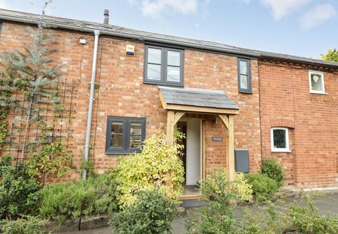 Others Middle Cottage