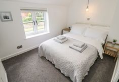 Others 7 Middle Cottage