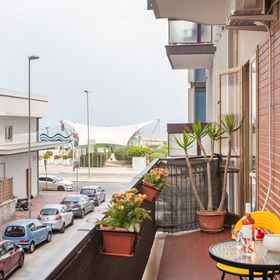 Primary image 1 Pane & Pomodoro Beach Roomy Flat, Cassano delle Murge Apartments