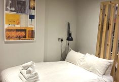 その他 3 Stylish Studio Apartment in Clifton Village