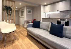 その他 7 Stylish Studio Apartment in Clifton Village