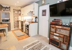 Others 6 Cwm Caeth Cottage