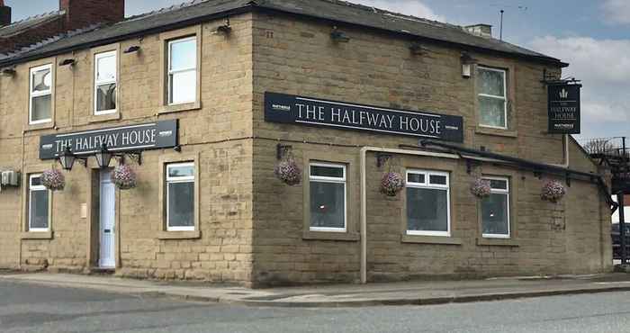 Lainnya The Halfway House