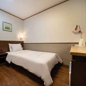 Jongno City Days Inn Hotel1Jongno City Days Inn Hotel,故乡绿豆煎饼飯店