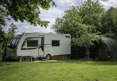 Others 2 Double Bed Caravan - Secure Parking and Wifi