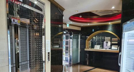 Lain-lain 2 Sepia Hotel Story