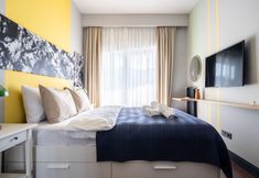 Others 2 Benesta Residence by NewInn