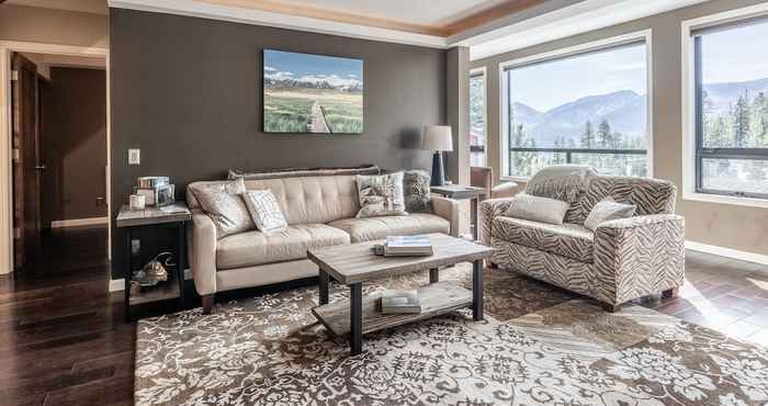 Others DELUXE SLOPESIDE Condo with 4th FLOOR VIEWS, Elevator and Underground Parking at Canyon Lodge (1849 Condos 409) by RedAwning