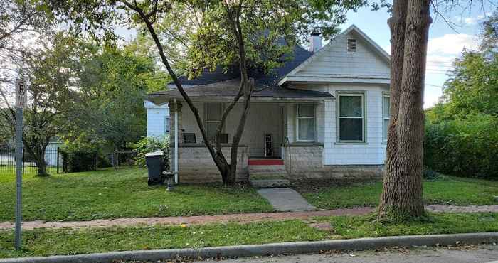 Others Beautiful 4-bed House in Bloomington With Sauna