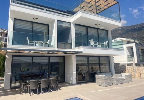 Others Villa Kajaim Sleeps 8 With Pool