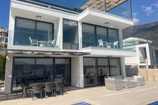 Others Villa Kajaim Sleeps 8 With Pool