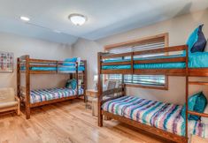 Others 4 Loon Lane 13