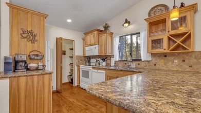 Others 4 Kinglet Lane 46