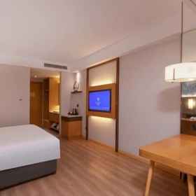 Room1Starway Hotel (Taixing Wuyue Plaza Jichuan North Road)，海陵区飯店
