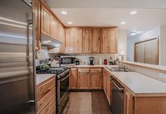 Lain-lain 6 61mbr - Hot Tub - Wi-fi - Pets Ok - Sleeps 6 3 Bedroom Home by Redawning