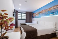 อื่นๆ Hotel BestPrice Girona