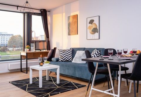 기타 Riva Verona by Renters Prestige