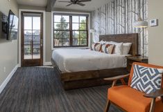 Others 2 Ski Inn Taphouse Hotel