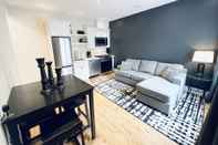 Others Chic Two Bedroom Downtown Condo