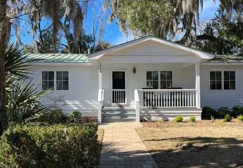 Others Captain's Secret - Beautiful Home in Downtown Beaufort by Redawning