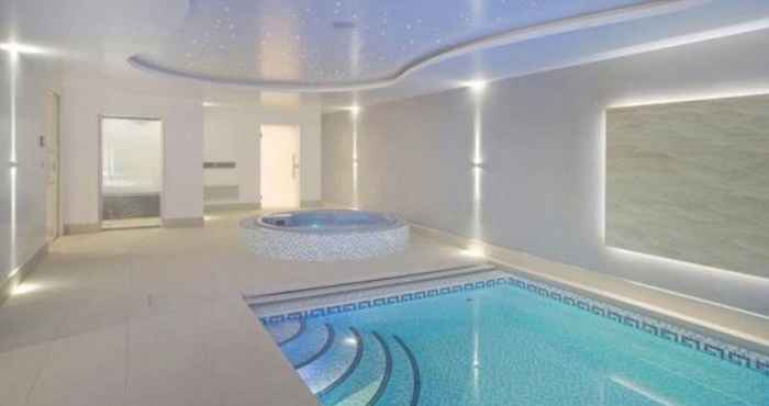 Lainnya Mono Luxe Villa in Newcastle Upon Tyne