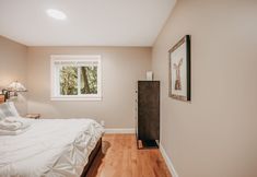 Others 7 69sl - Upscale - Hot Tub - Wi-fi - Bbq - Sleeps 8 4 Bedroom Cabin by Redawning