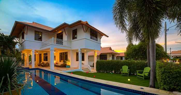 อื่นๆ Pool villa  4 BR walking to Beach HV